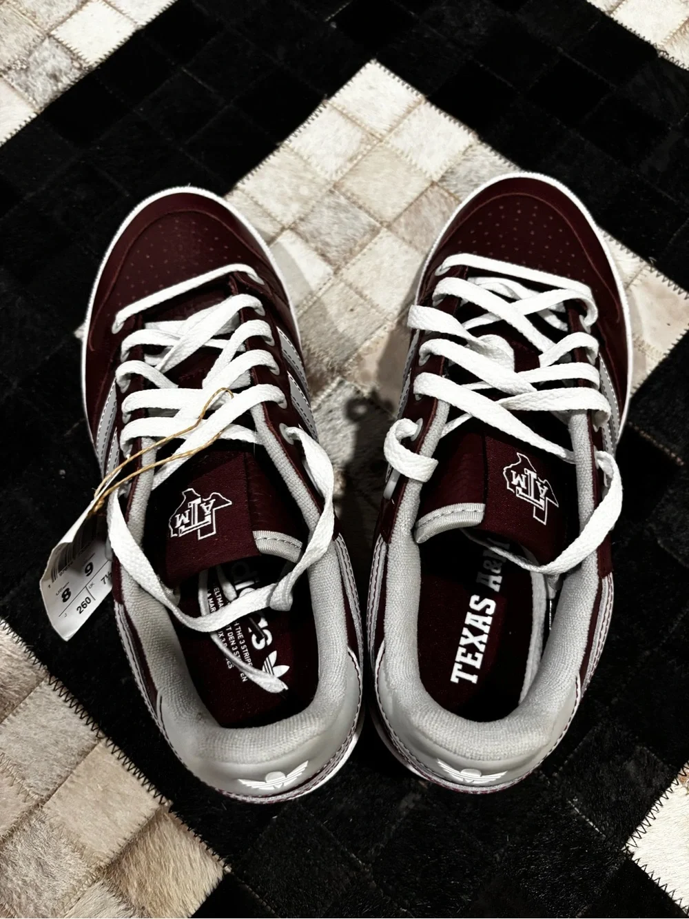 ❤️‍🔥 Unisex A&M Aggies RARE Adidas Sneakers